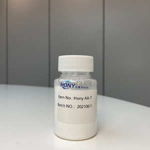 Azelaik Asit 3-10μm par&ccedil;acık boyutu Cilt beyazlatma Antiinflamatuar