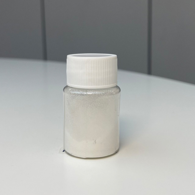 ส่วนผสมที่ออกฤทธิ์ Diaminopyrimidine Oxide Scalp Care เพิ่มปริมาตรเส้นผม