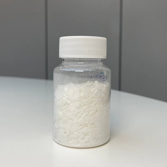 유화제 Steartrimonium Methosulfate 30% 양이온 계면활성제 정전기 방지 헤어 컨디셔너